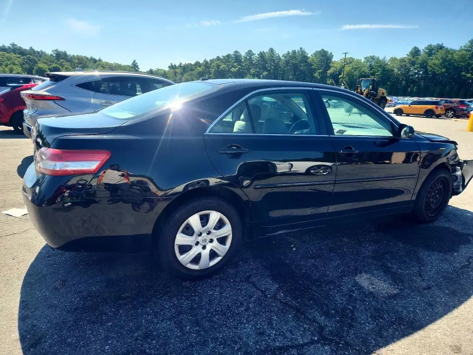 2011 TOYOTA CAMRY BASE  