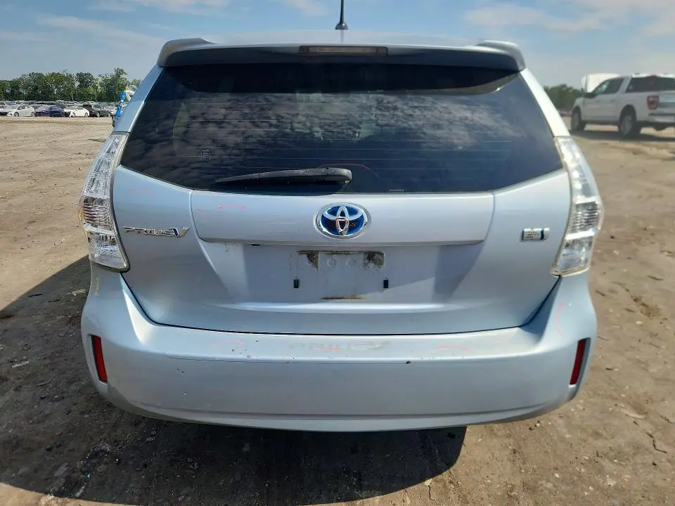 2013 TOYOTA PRIUS V TWO  