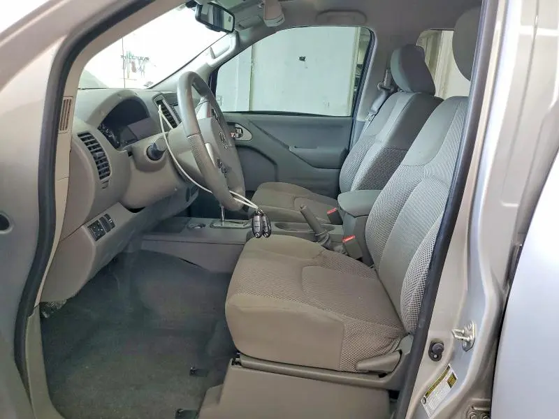 2020 NISSAN FRONTIER SV  