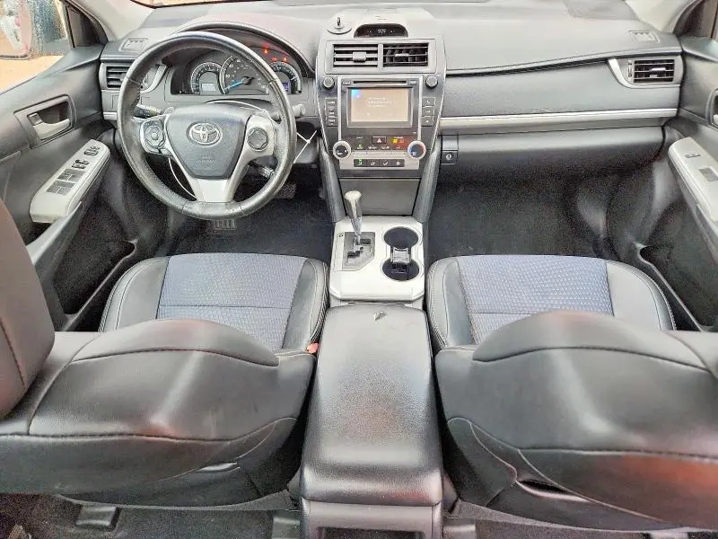 2012 TOYOTA CAMRY SE  
