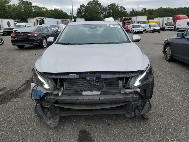 2023 NISSAN ALTIMA SL  