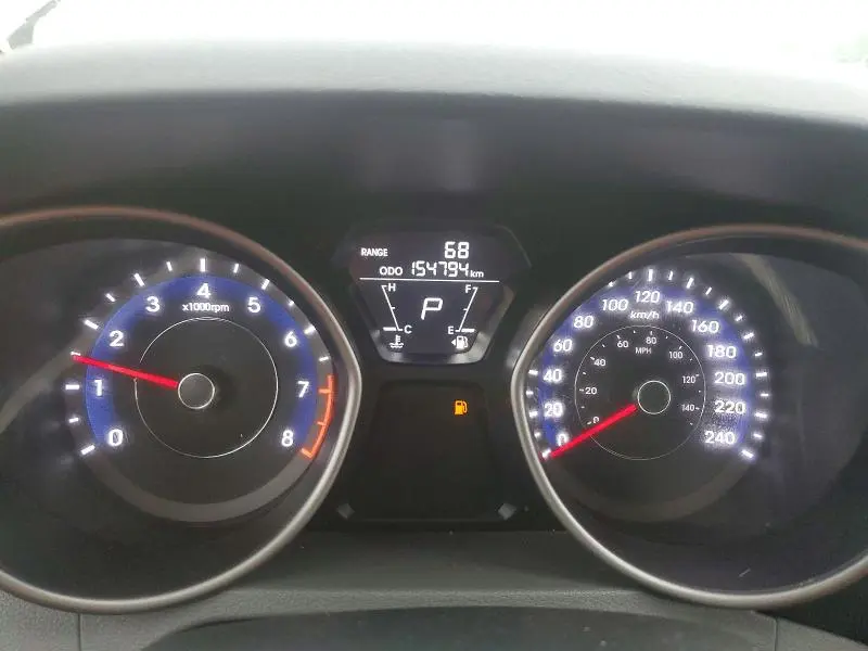 2011 HYUNDAI ELANTRA GLS  