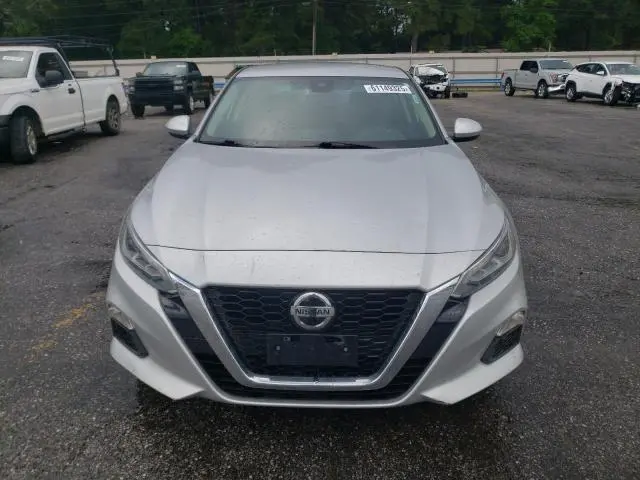 2021 NISSAN ALTIMA SV  