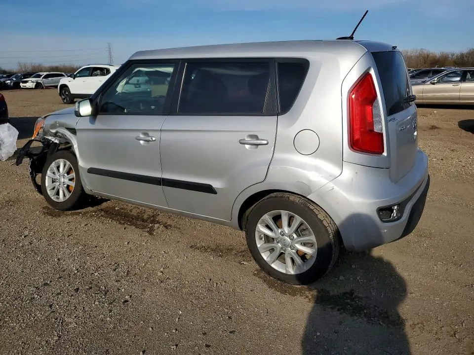 2013 KIA SOUL +  