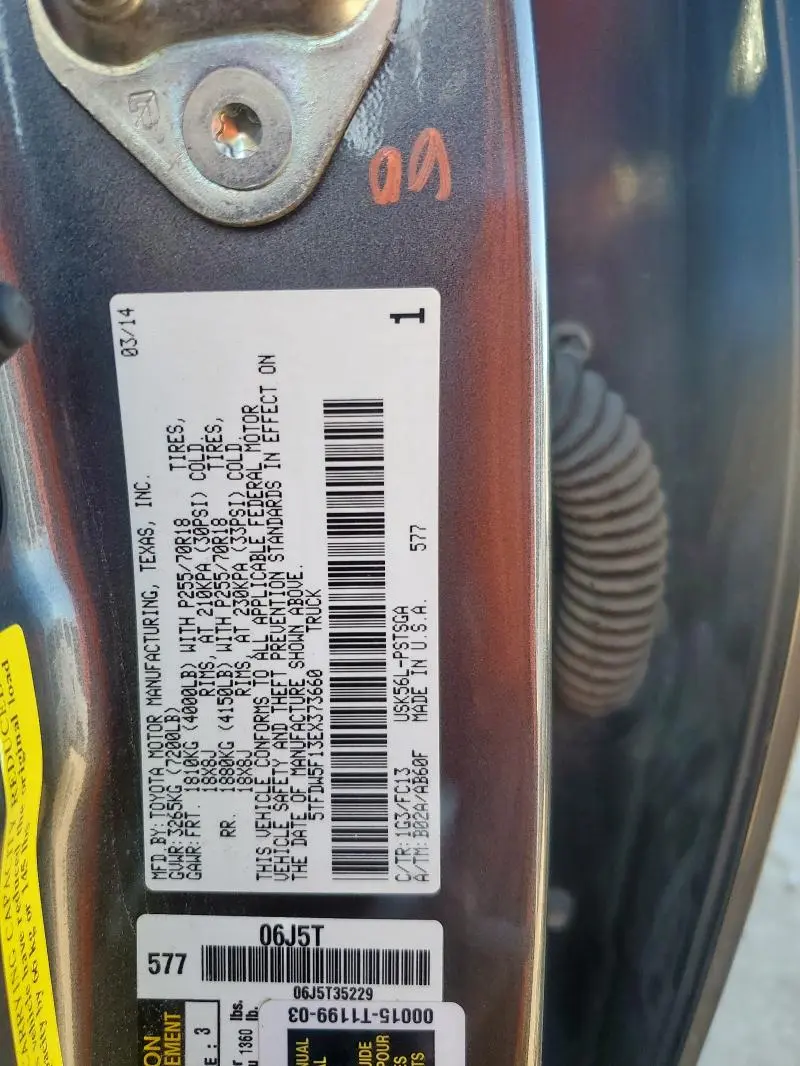 2014 TOYOTA TUNDRA CREWMAX SR5  