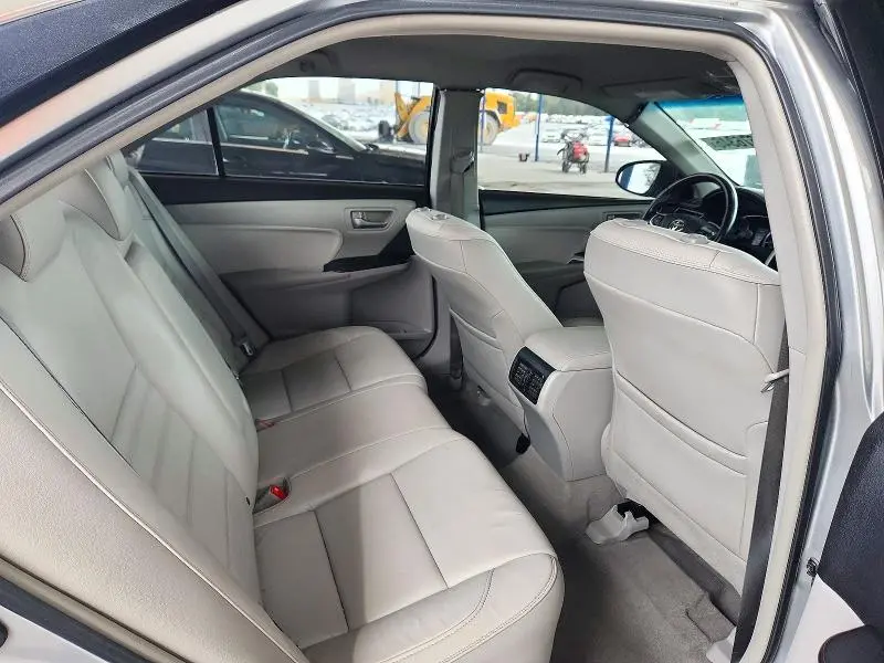 2015 TOYOTA CAMRY XLE  