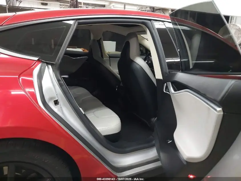 2013 TESLA MODEL S  