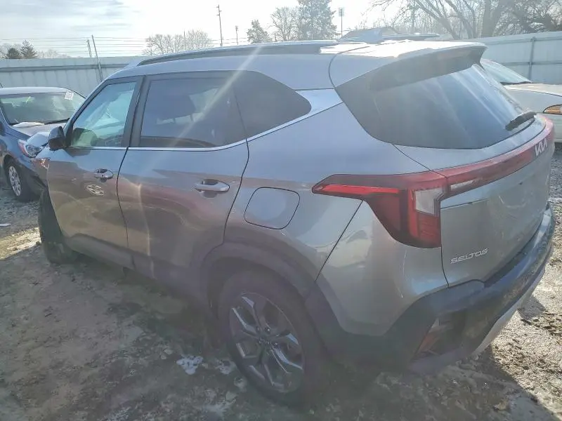 2024 KIA SELTOS S  