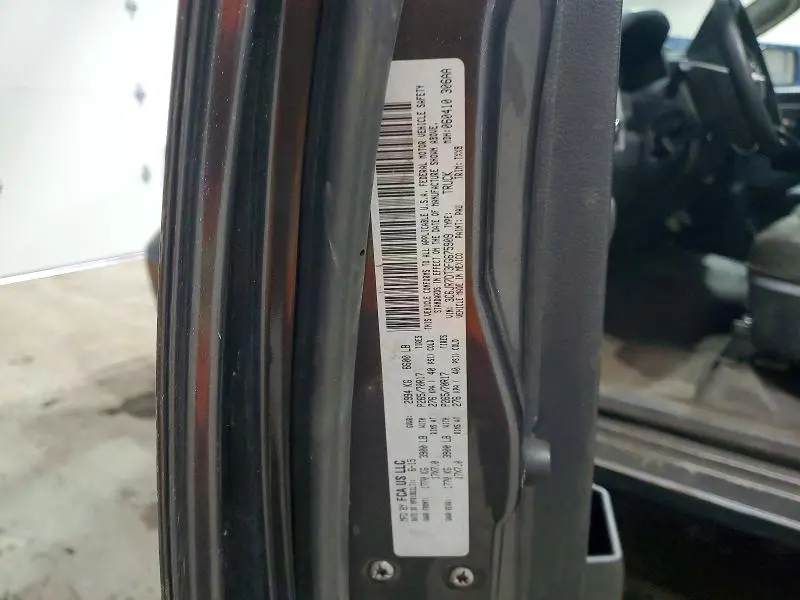 2015 RAM 1500 ST  