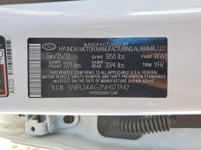 2022 HYUNDAI ELANTRA SEL  