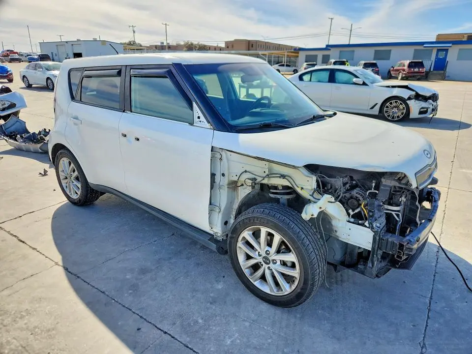 2018 KIA SOUL +  