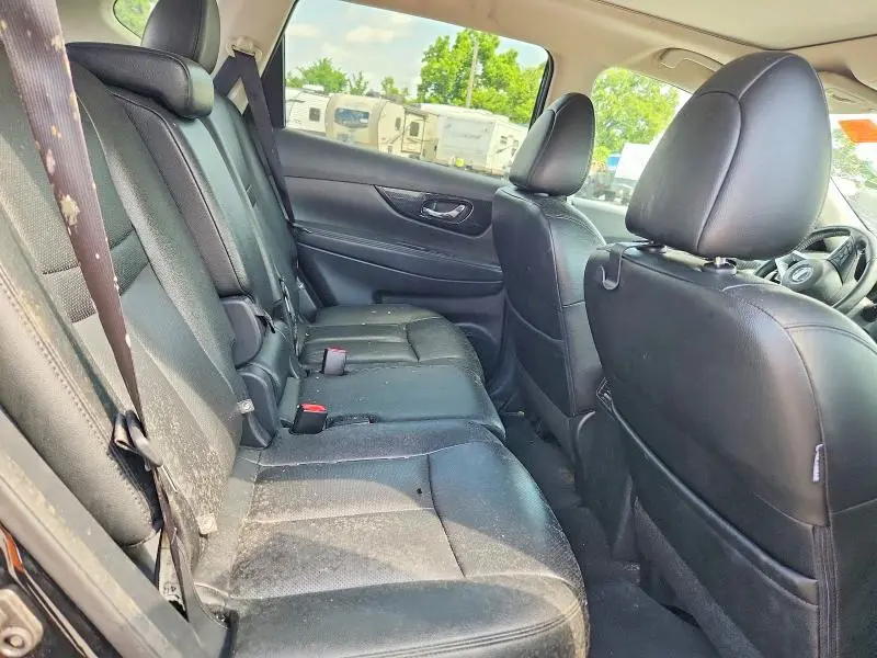 2017 NISSAN ROGUE SL  