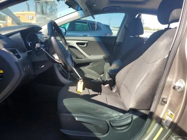 2015 HYUNDAI ELANTRA SE  