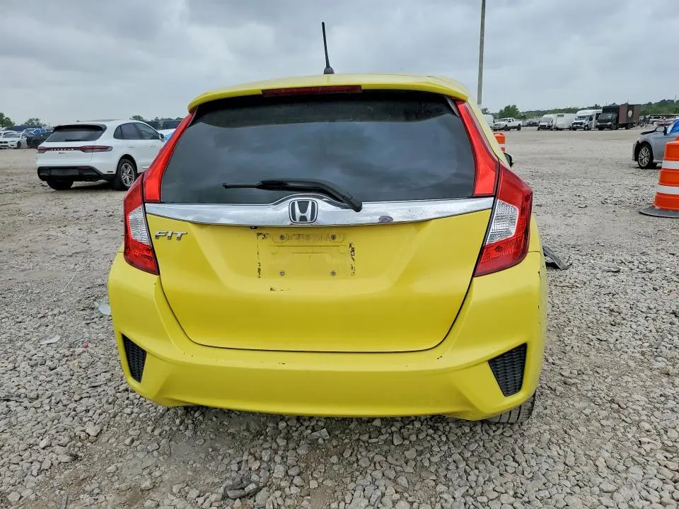 2015 HONDA FIT   