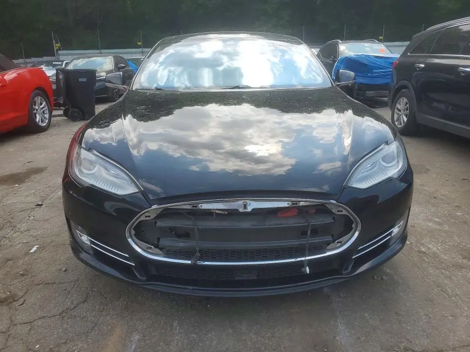 2015 TESLA MODEL S 85  