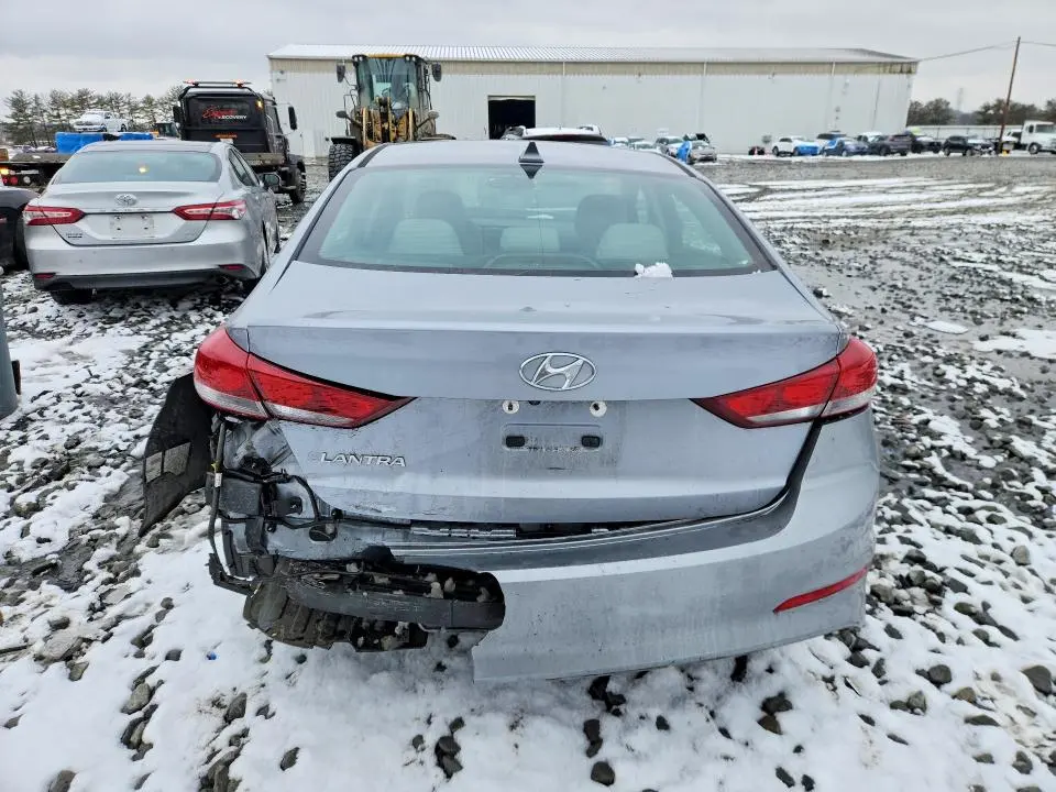 2017 HYUNDAI ELANTRA EC   