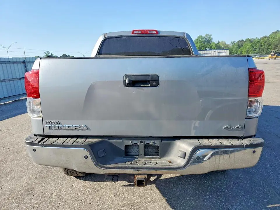 2011 TOYOTA TUNDRA CREWMAX LIMITED  