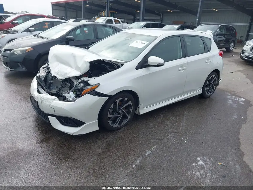 2018 TOYOTA COROLLA IM  