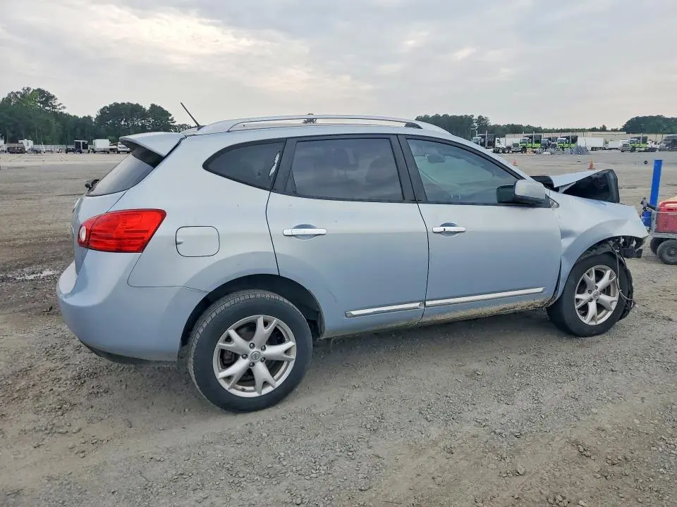2011 NISSAN ROGUE   