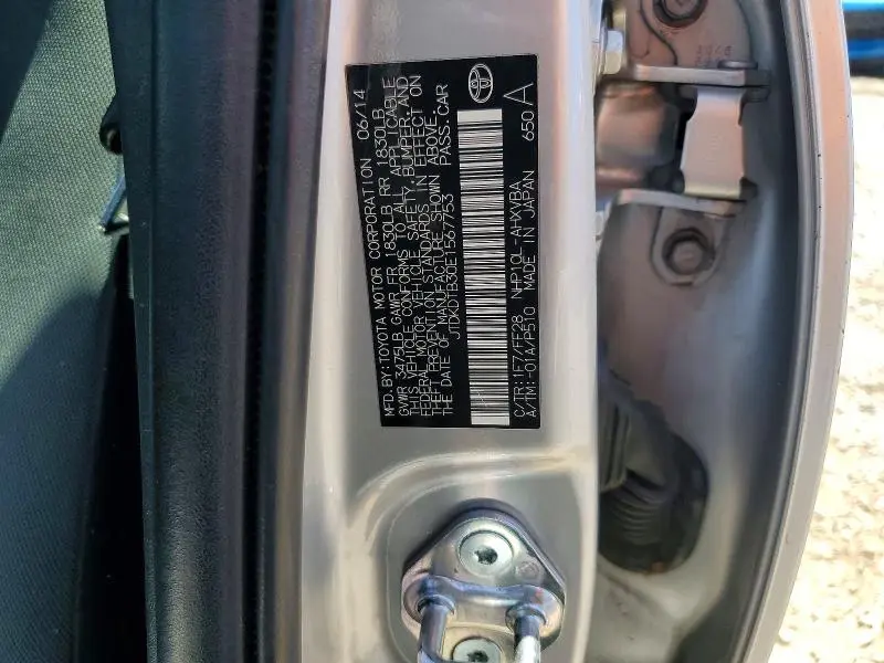 2014 TOYOTA PRIUS C TWO  