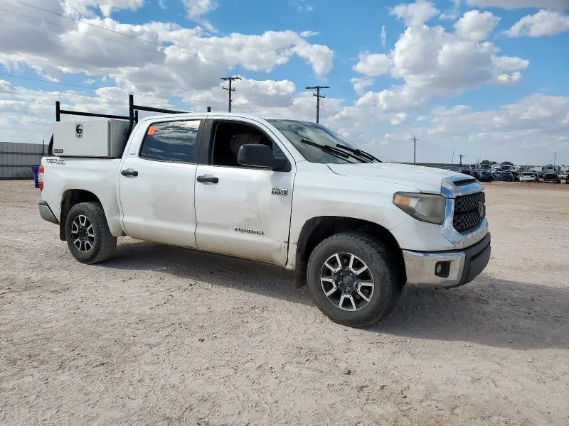 2020 TOYOTA TUNDRA CREWMAX SR5  
