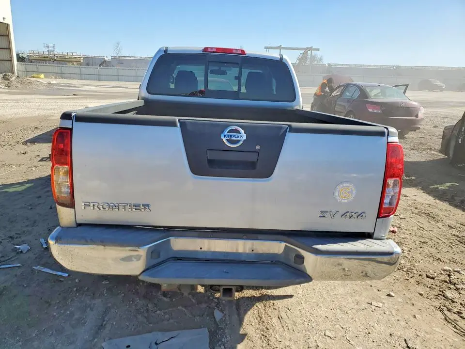 2012 NISSAN FRONTIER SV V6  