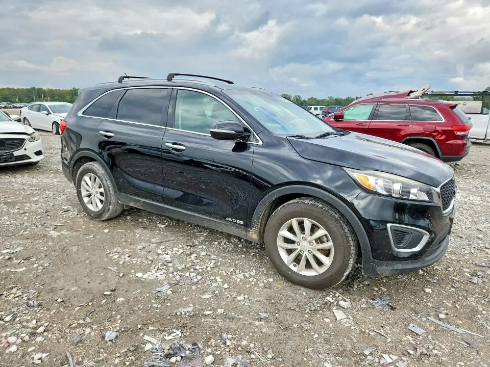 2017 KIA SORENTO LX V6  