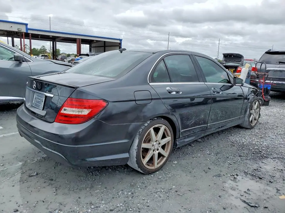 2012 MERCEDES-BENZ C 250  