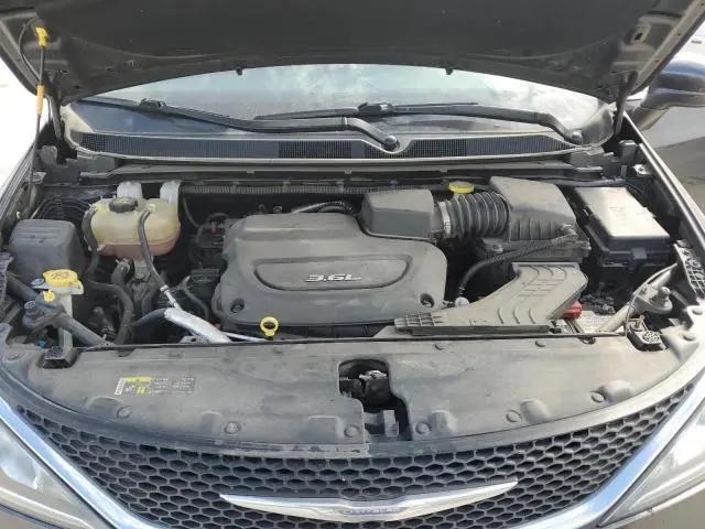 2017 CHRYSLER PACIFICA TOURING L  