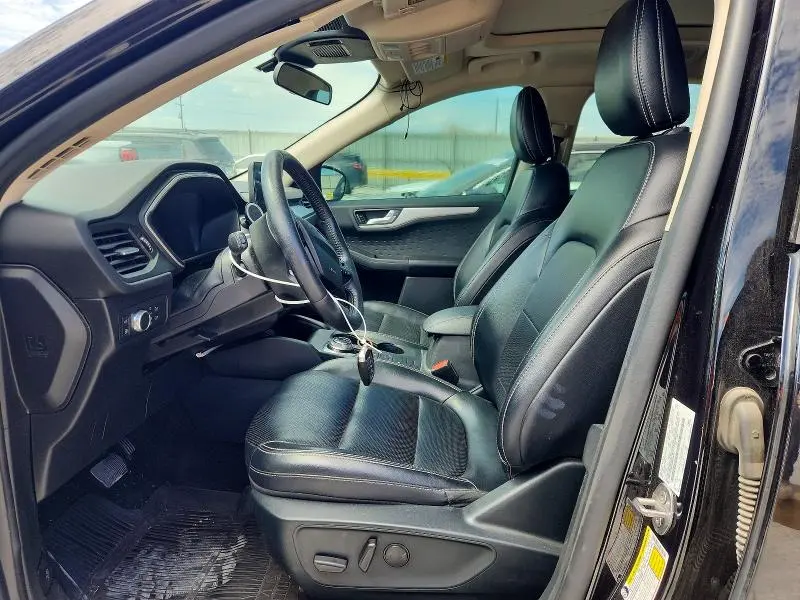 2020 FORD ESCAPE SE SPORT  