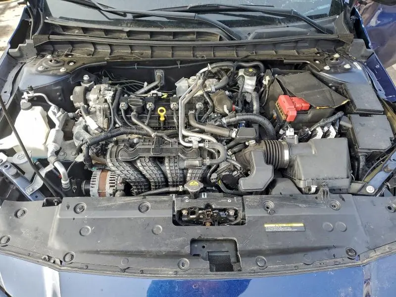 2021 NISSAN ALTIMA SR  