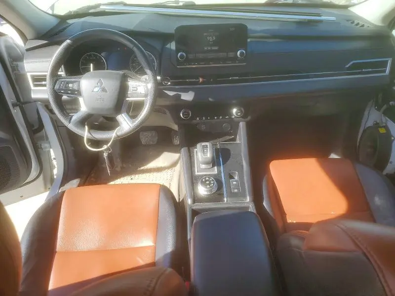 2022 MITSUBISHI OUTLANDER ES  