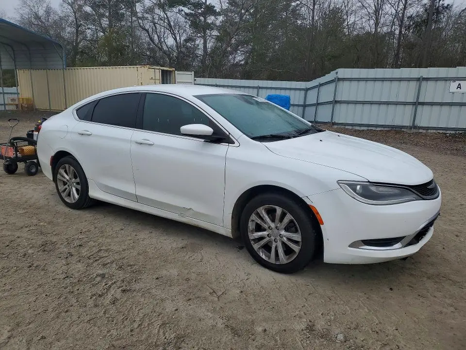 2017 CHRYSLER 200   