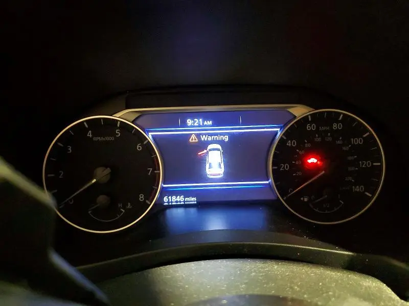 2022 NISSAN ALTIMA SR  