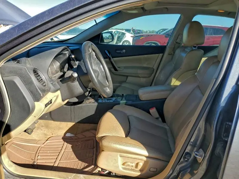 2011 NISSAN MAXIMA S  