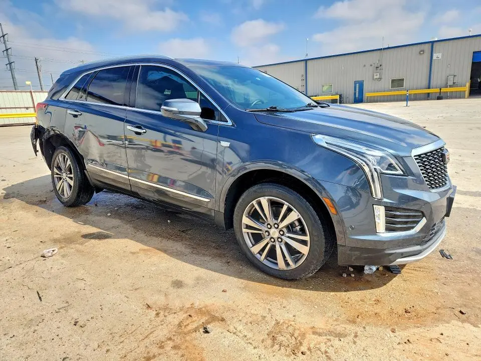 2021 CADILLAC XT5 PREMIUM LUXURY  