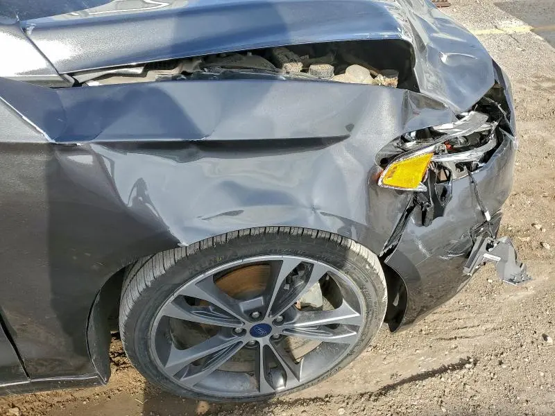 2019 FORD FUSION TITANIUM  