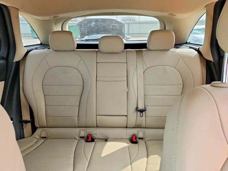 2017 MERCEDES-BENZ GLC 300  