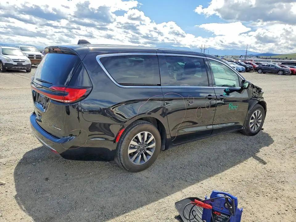 2022 CHRYSLER PACIFICA HYBRID TOURING L  