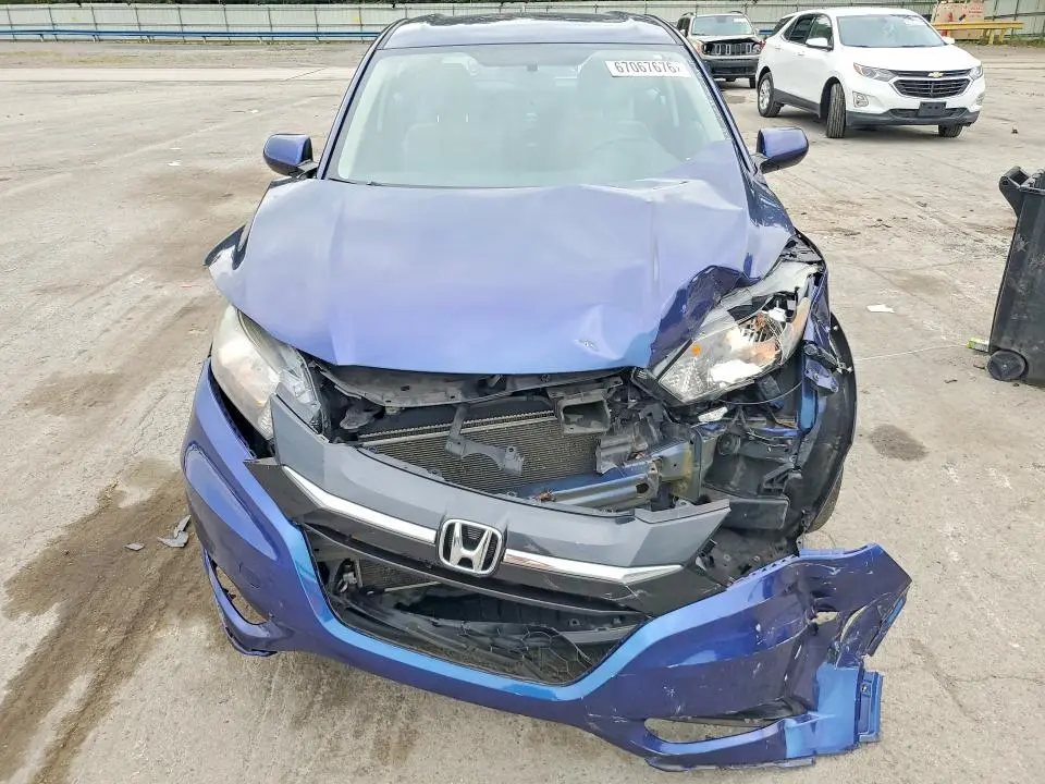 2016 HONDA HR-V LX  