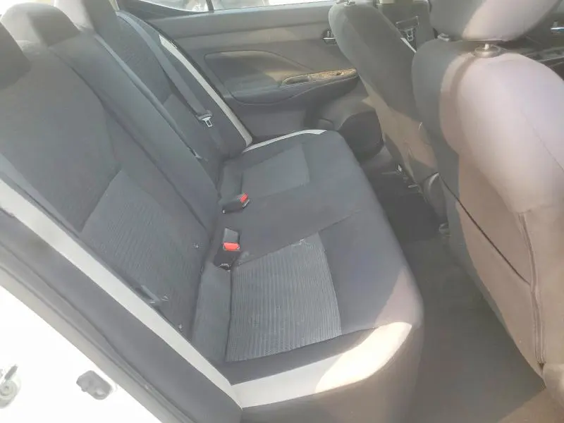 2020 NISSAN VERSA SV  