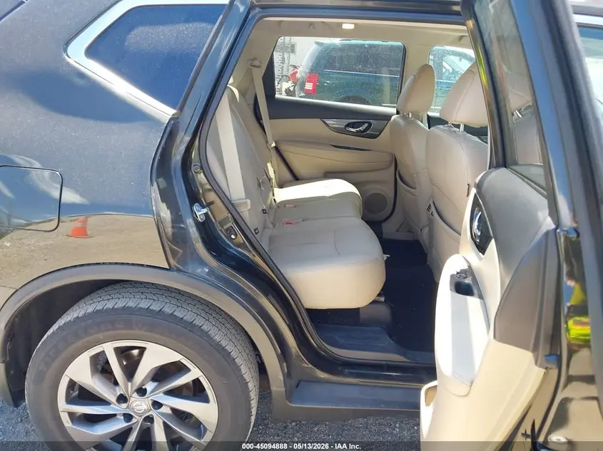 2016 NISSAN ROGUE SL