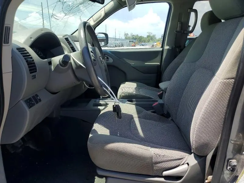 2019 NISSAN FRONTIER SV  