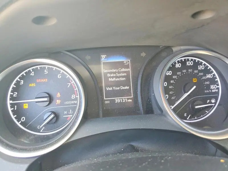 2018 TOYOTA CAMRY LE  