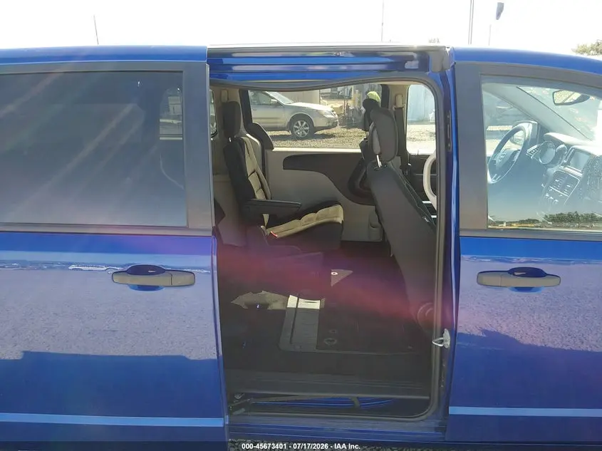 2019 DODGE GRAND CARAVAN SE