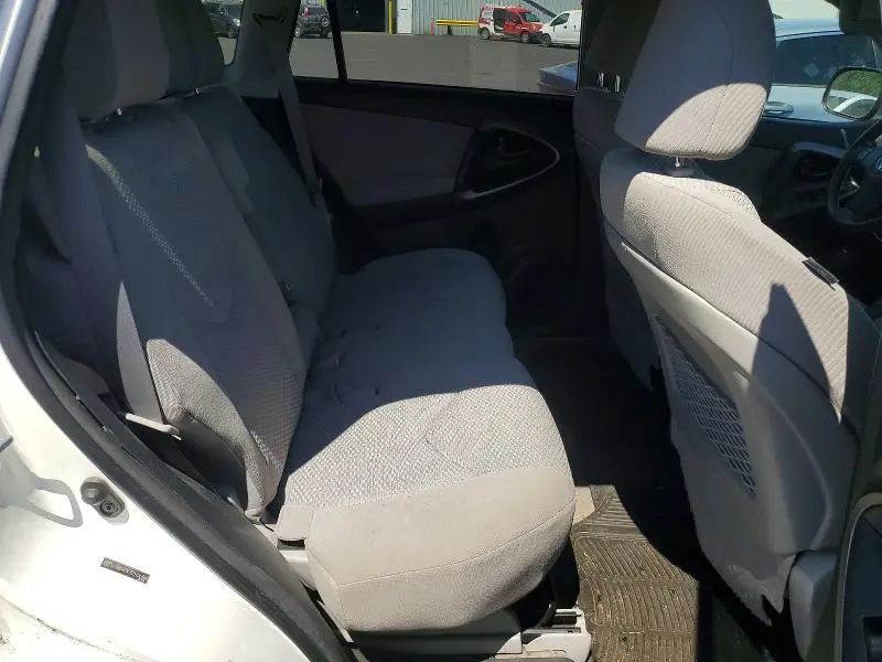 2012 TOYOTA RAV4 BASE  