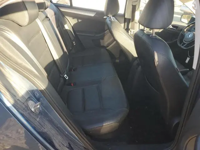 2017 VOLKSWAGEN JETTA SE  