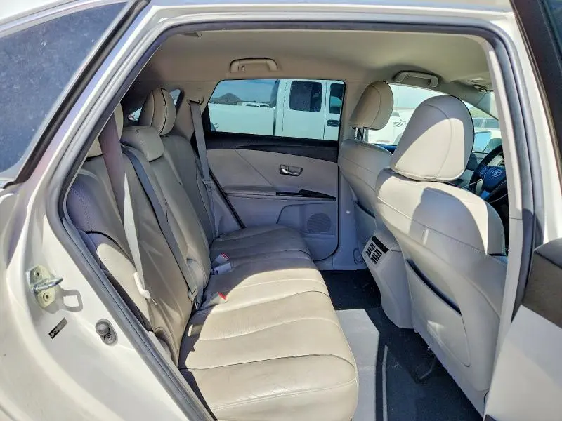 2015 TOYOTA VENZA XLE  