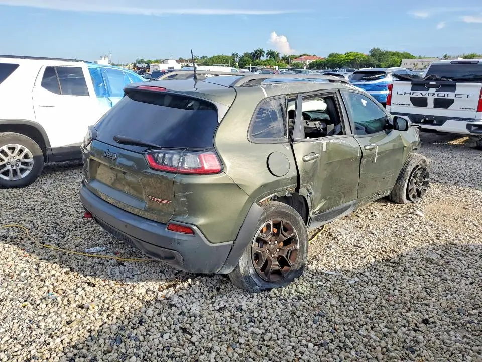 2019 JEEP CHEROKEE TRAILHAWK  