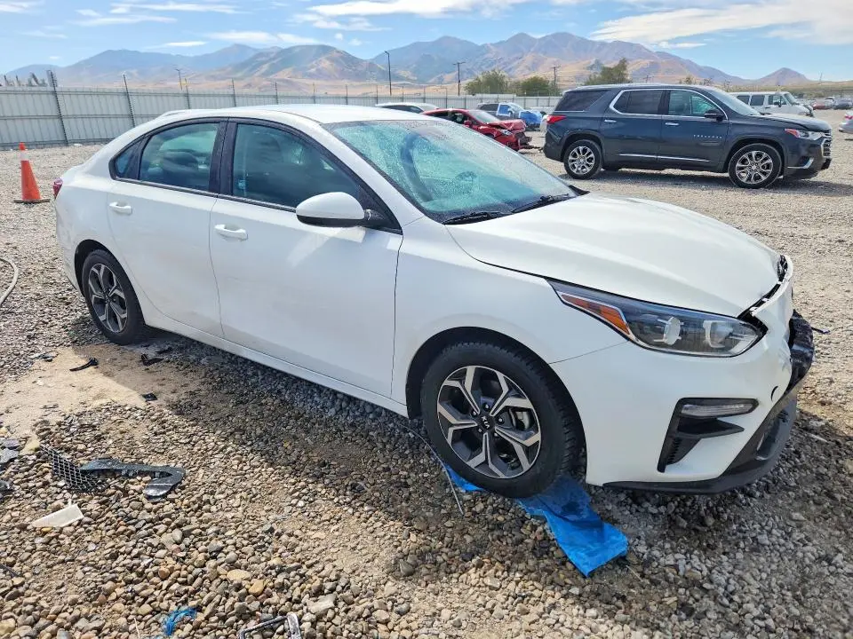 2019 KIA FORTE LXS  